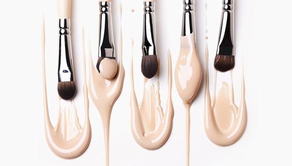 粉底液的正确使用方法,无瑕底妆的5步专业攻略:从妆前打底到完美定妆全解析