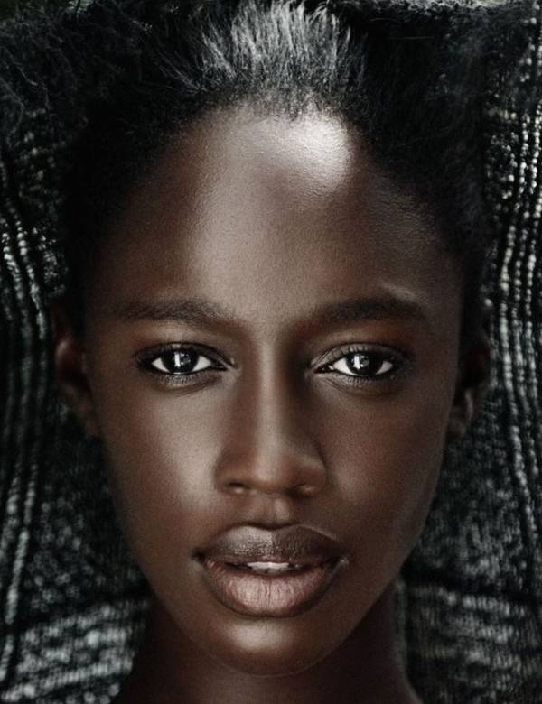 天生皮肤黑怎么快速美白，科学美白全攻略：天生黑皮逆袭冷白皮的终极方案