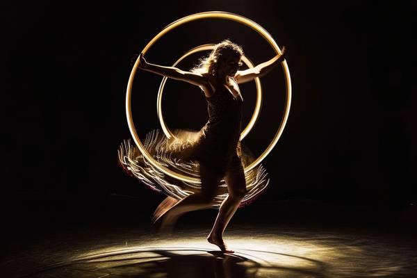 什么时候转呼啦圈减肥效果最好，夜晚七点转呼啦圈：燃脂黄金时段的科学揭秘